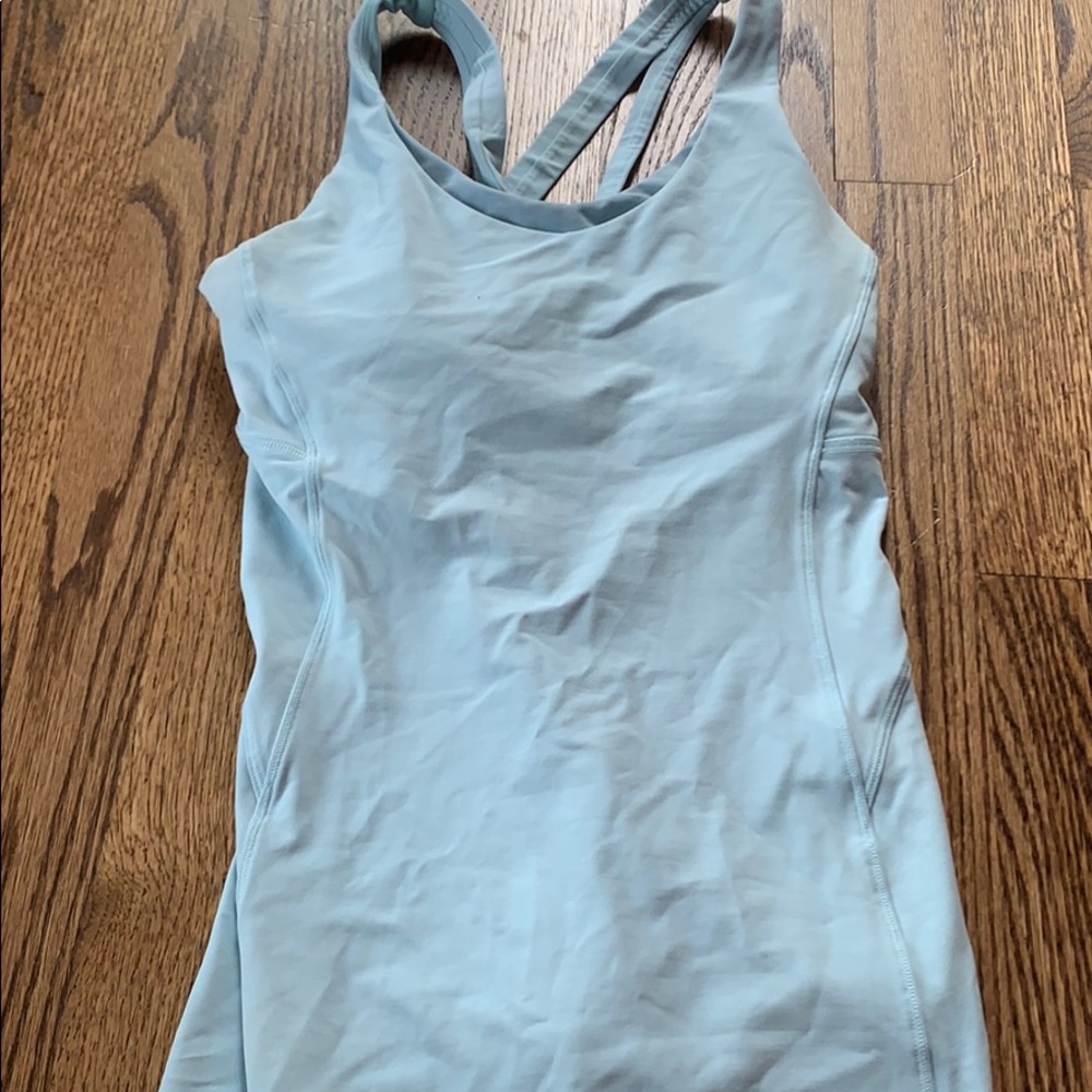 Lululemon women’s athletic top